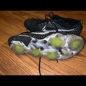 Nike flynit zoom shoes